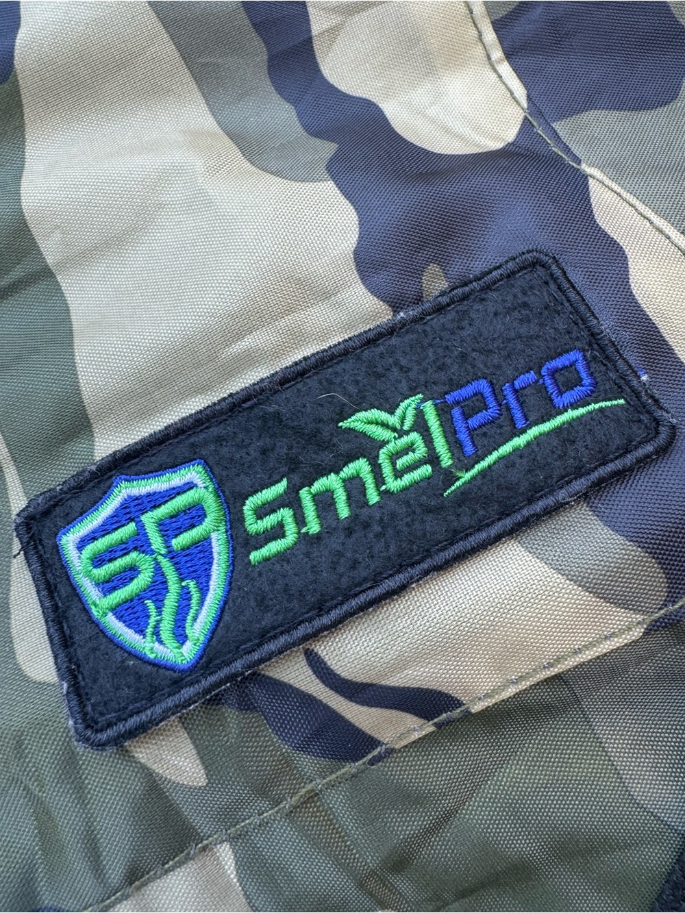 SmelPro XL 30x40 inches CAMO Nylon smell proof bag Brand New